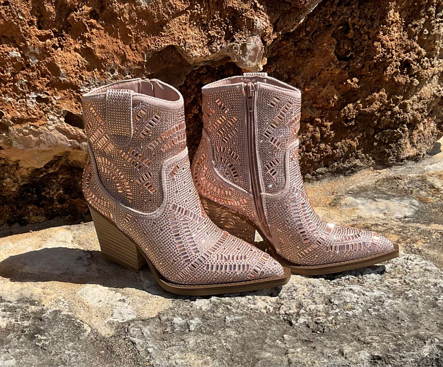 The Maze Boots - Rose Gold